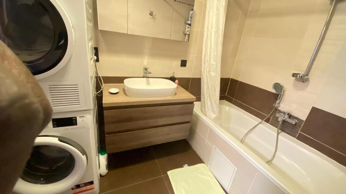 Strelitzyahouse Apartment Brussels Exterior photo